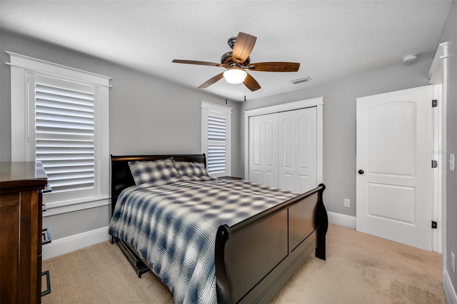 RIVERCREST - Residential