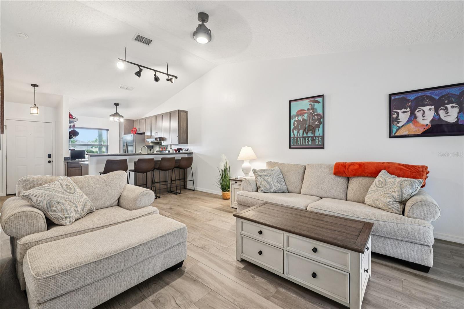 LAKES UNIT 2 PH 4 - Residential