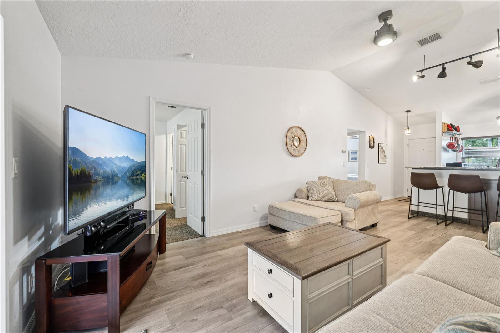 LAKES UNIT 2 PH 4 - Residential