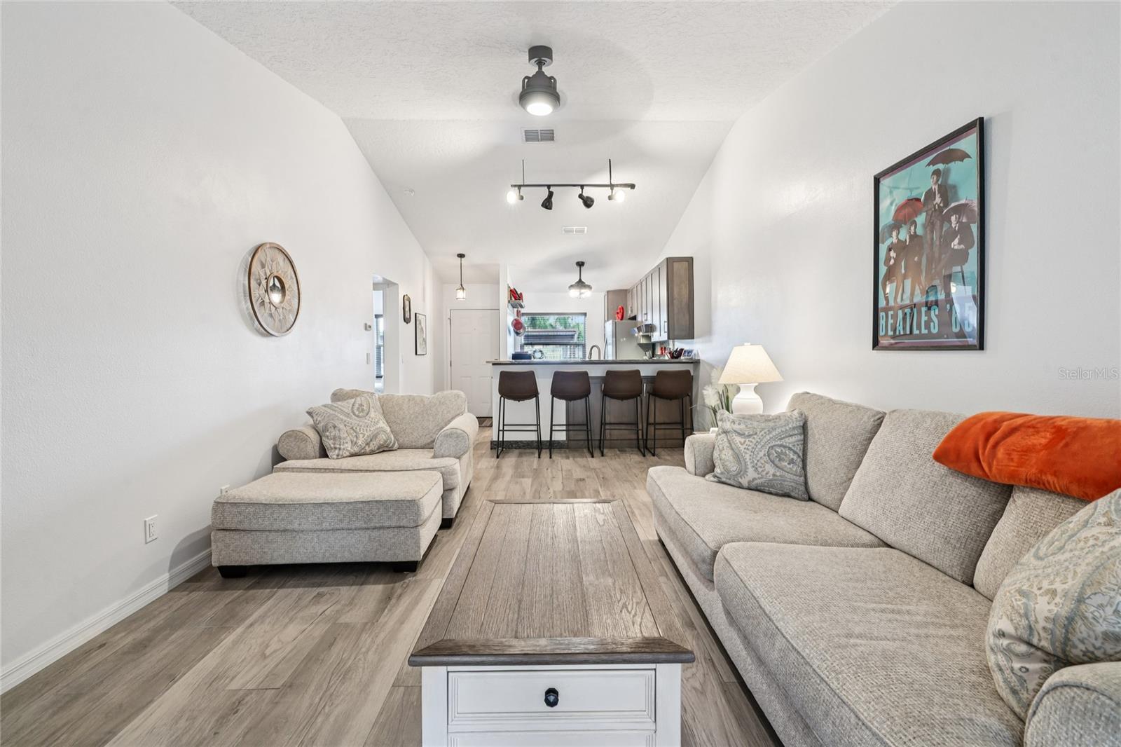 LAKES UNIT 2 PH 4 - Residential