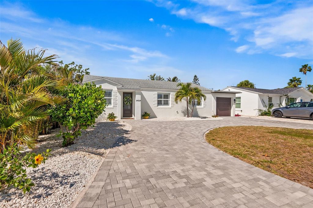 Photo of 14024 N Bayshore Drive, Madeira Beach, FL 33708 (MLS # TB8499731)