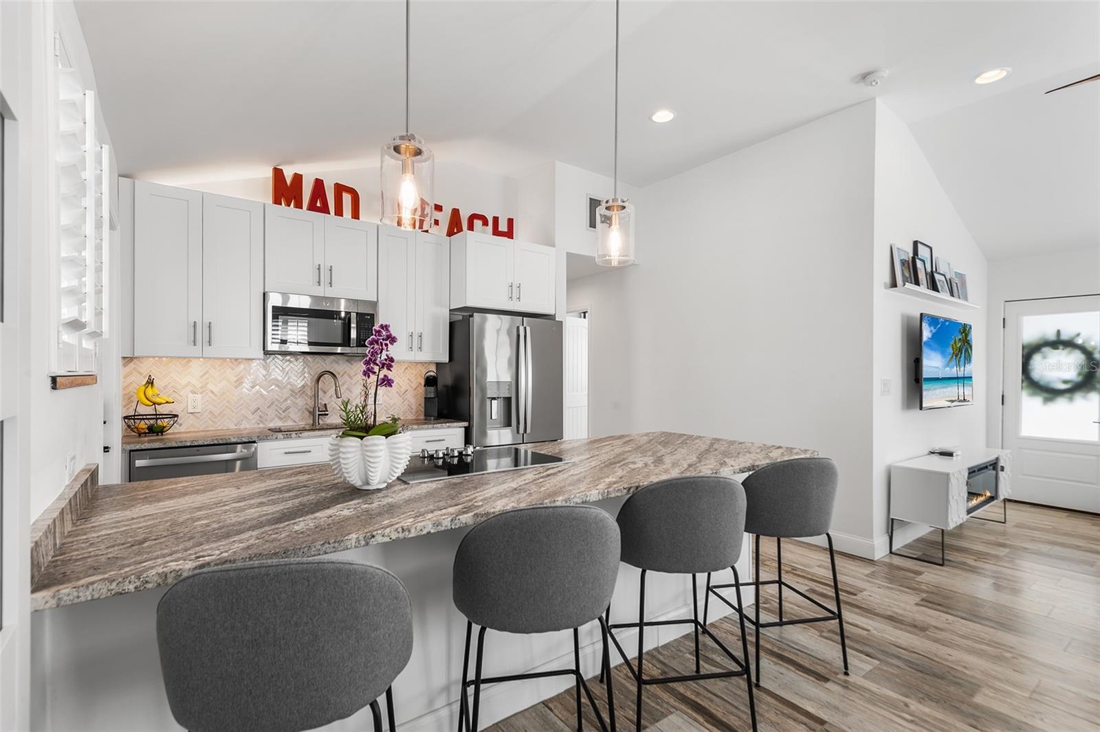 GULF SHORES 3RD ADD REP - Residential