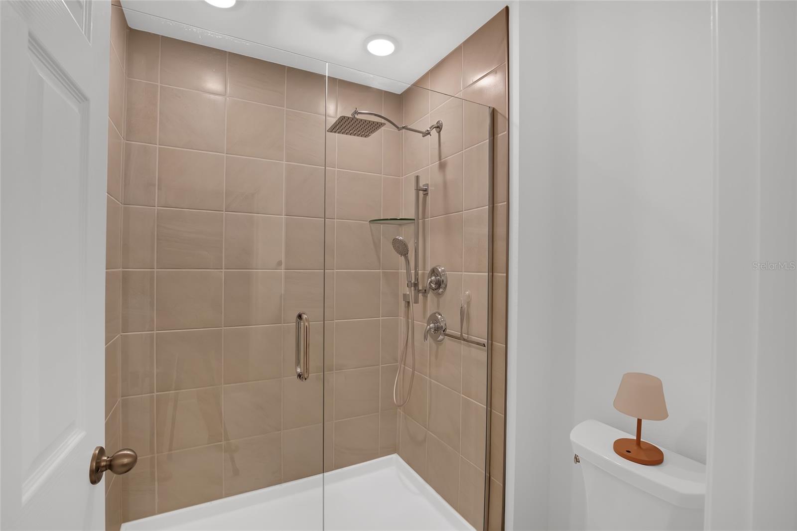 BELLA VITA PH 3 - Residential