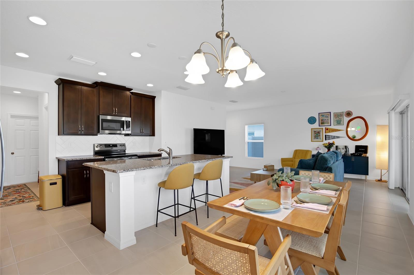 BELLA VITA PH 3 - Residential