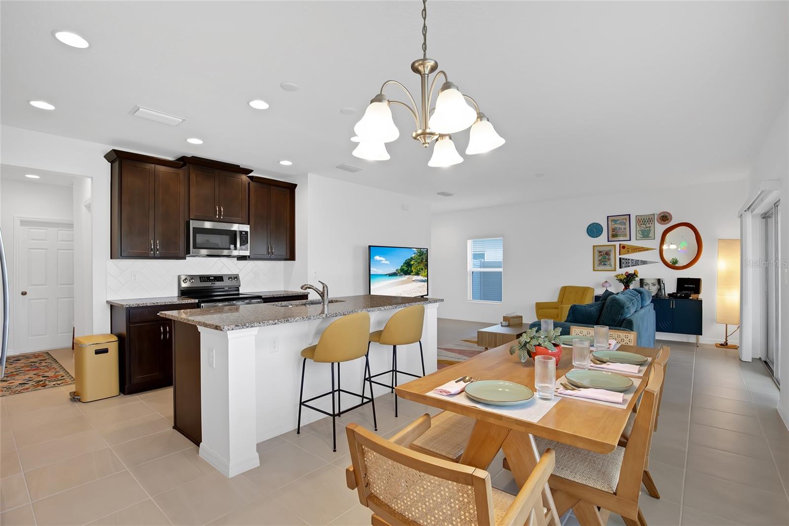 BELLA VITA PH 3 - Residential