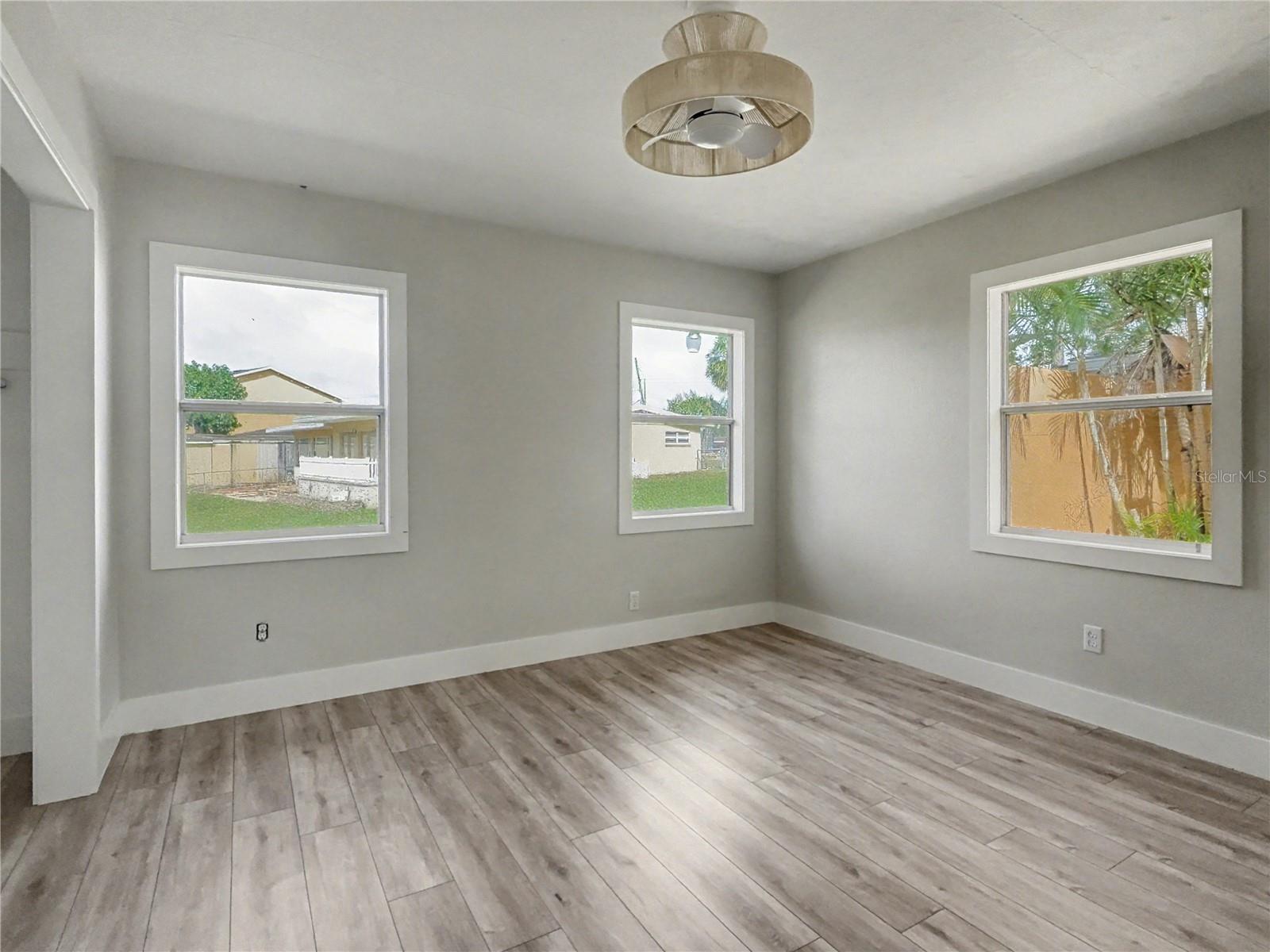 ELOISE WOODS LAKE ROY UNIT - Residential Lease