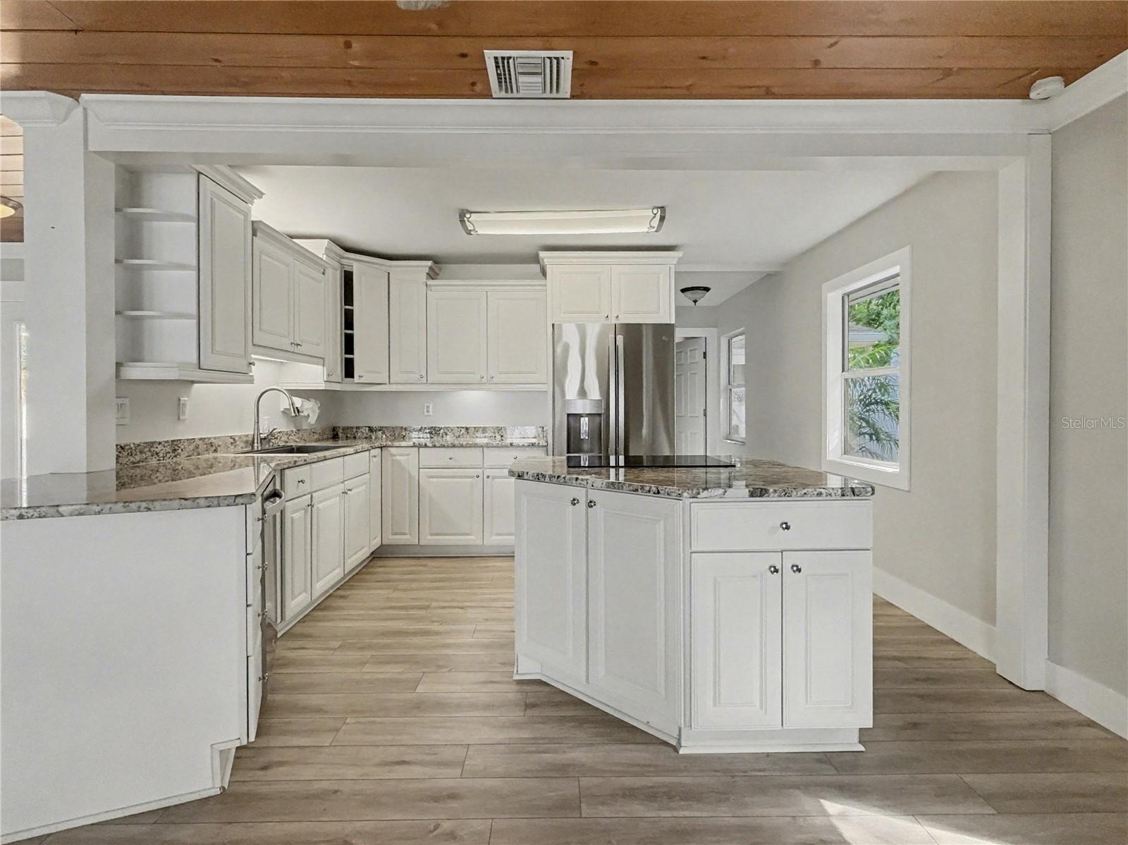 ELOISE WOODS LAKE ROY UNIT - Residential Lease