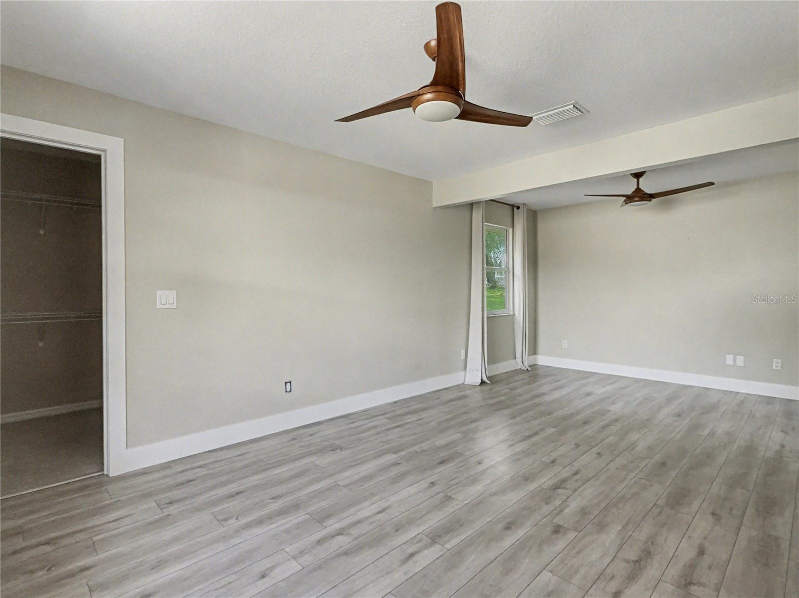 ELOISE WOODS LAKE ROY UNIT - Residential Lease