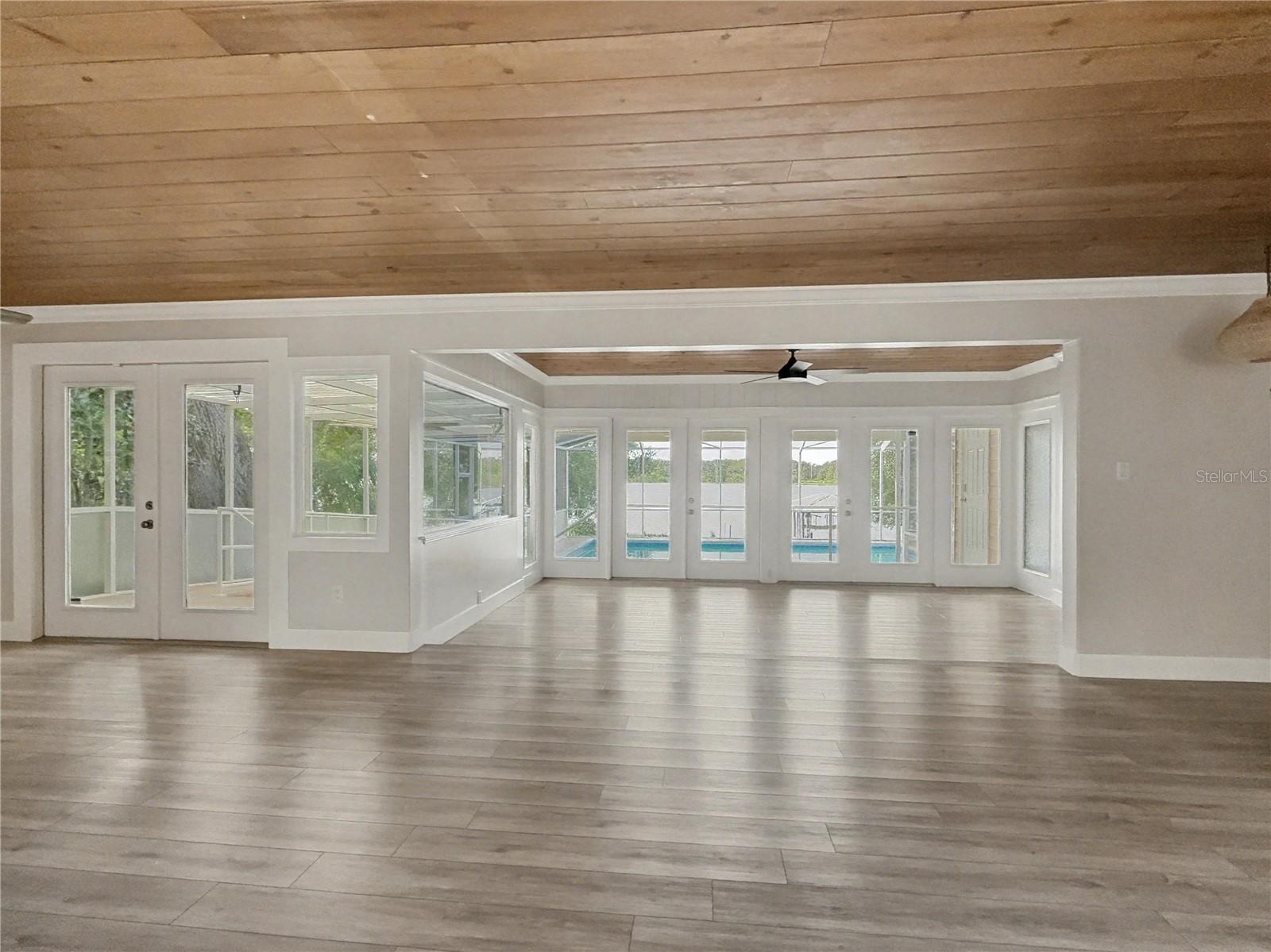 ELOISE WOODS LAKE ROY UNIT - Residential Lease