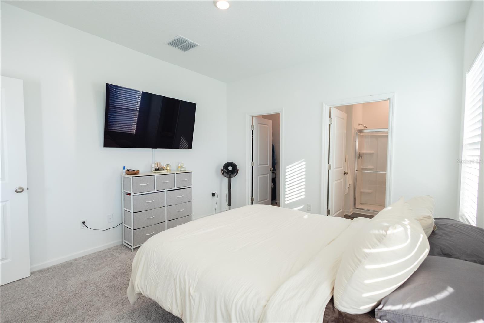 CLINTON CORNER - Residential