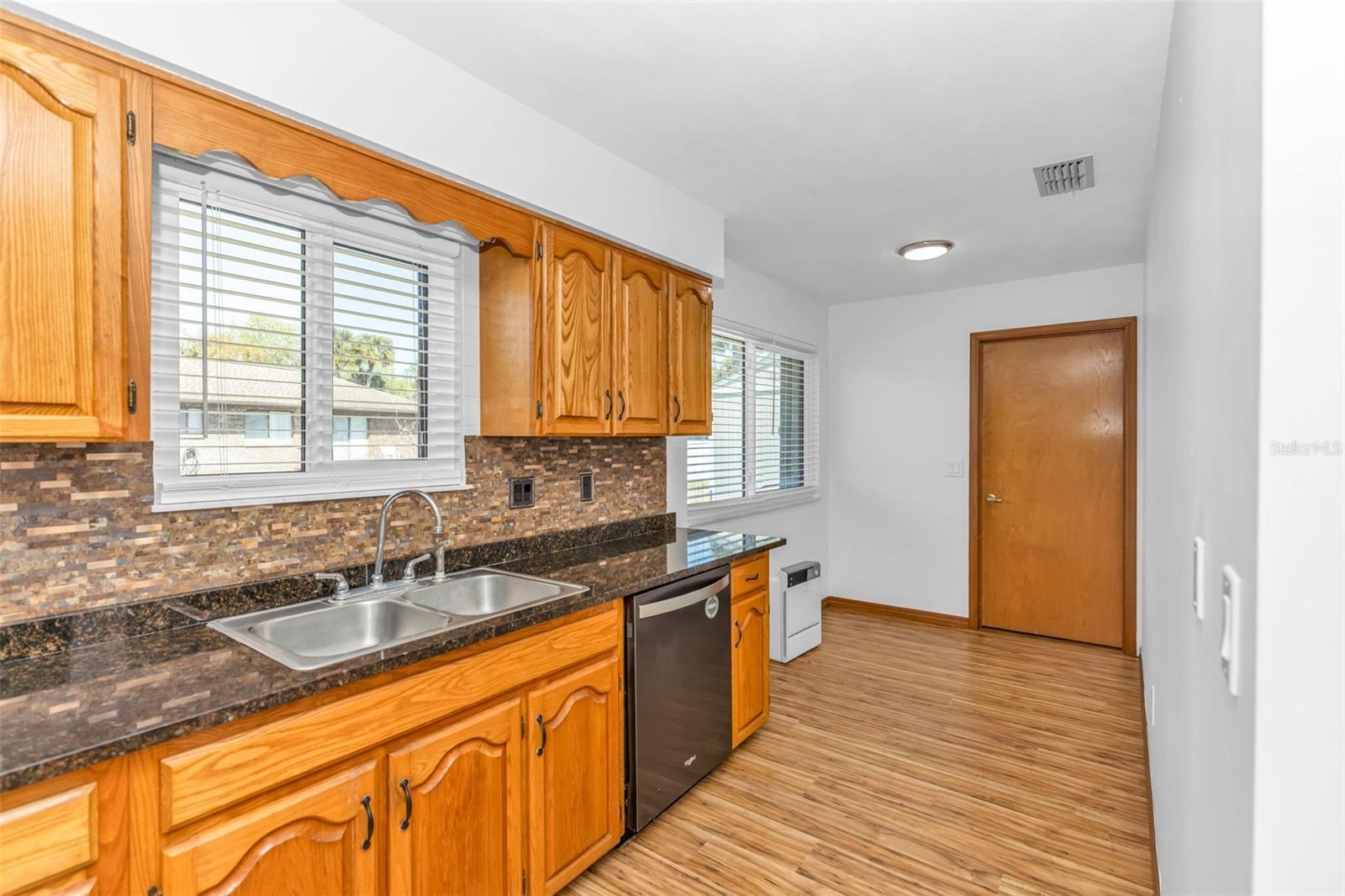 KEN BERN - Residential