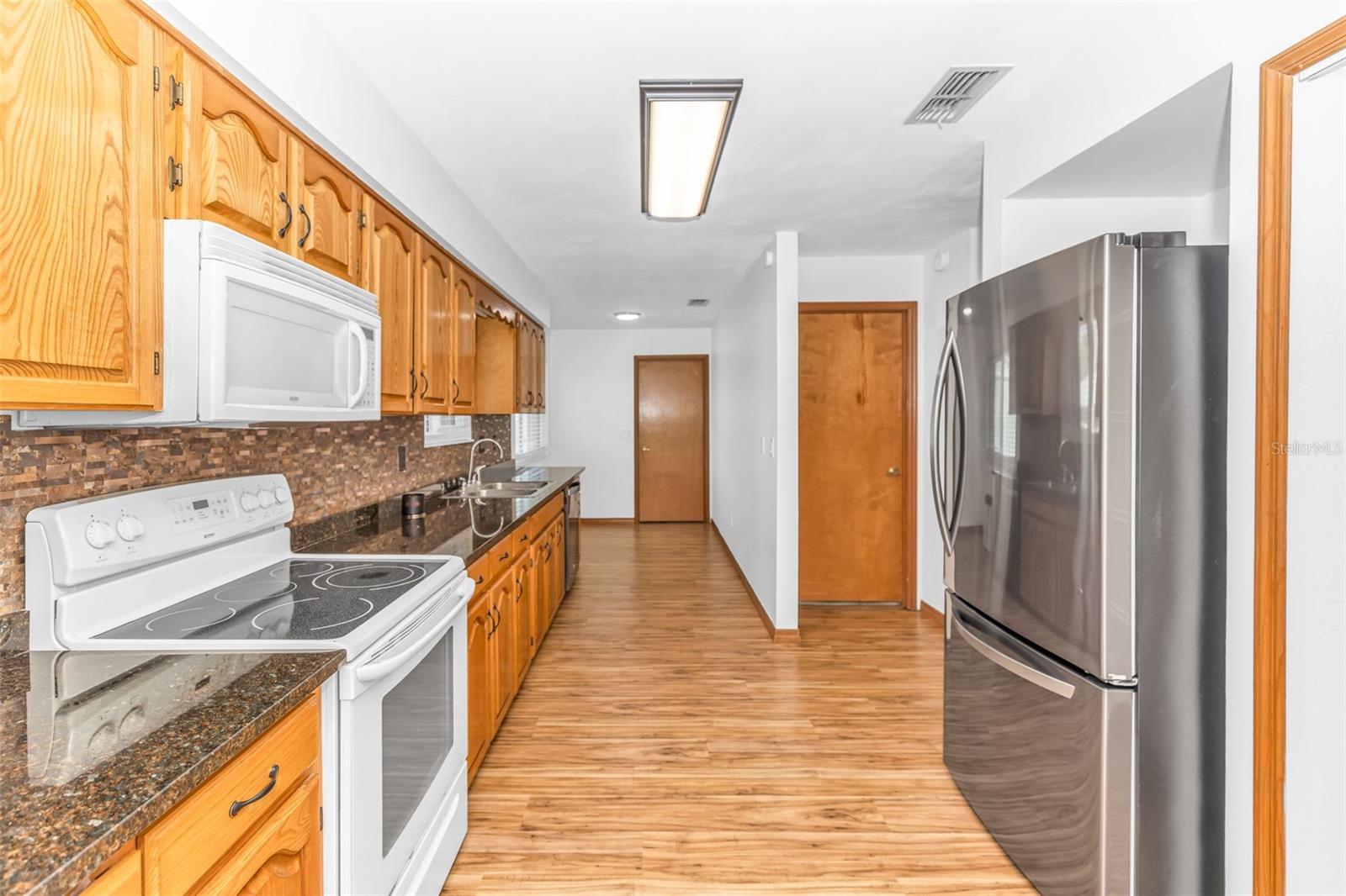 KEN BERN - Residential