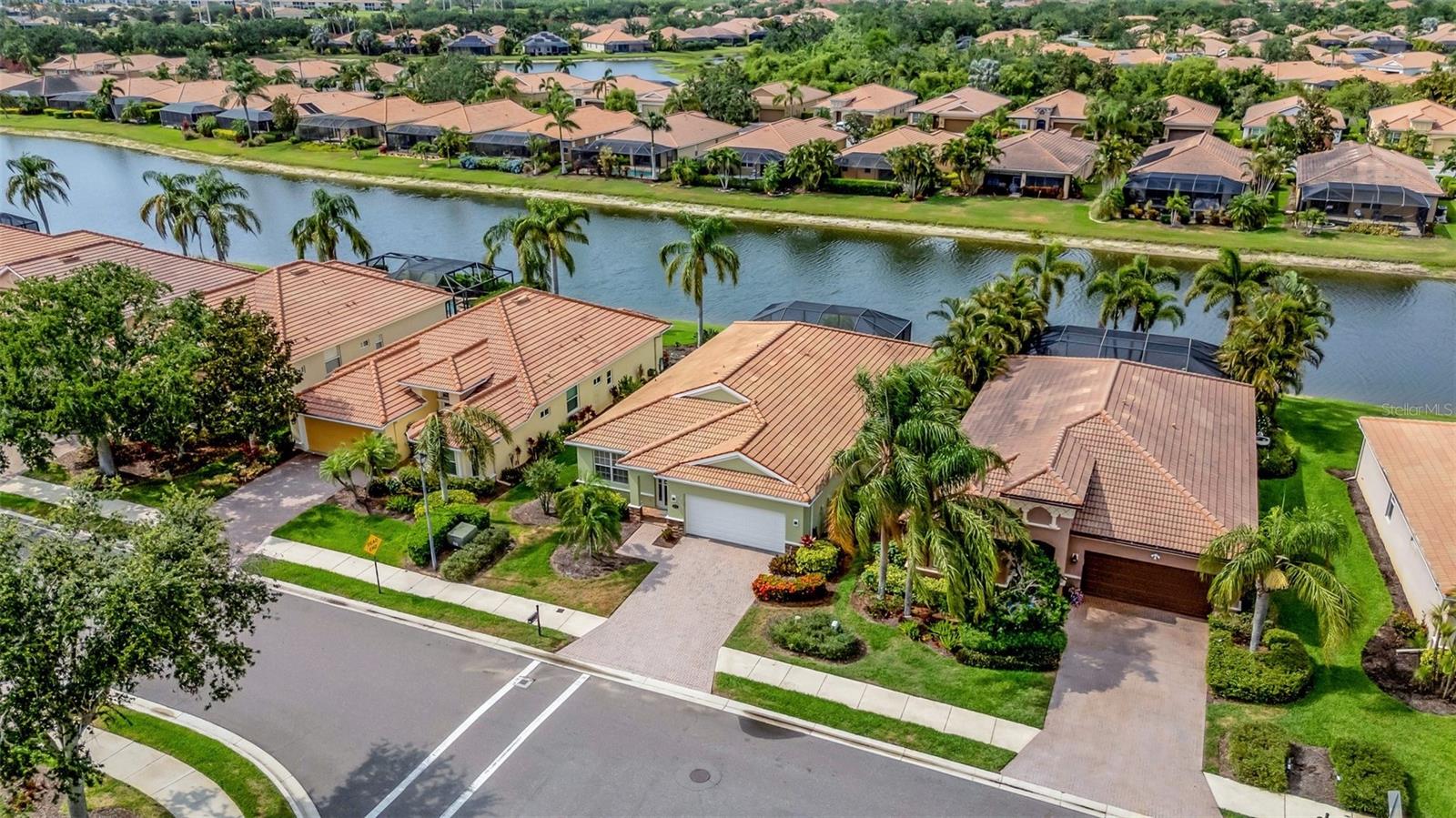 212 RIVER ENCLAVE COURT