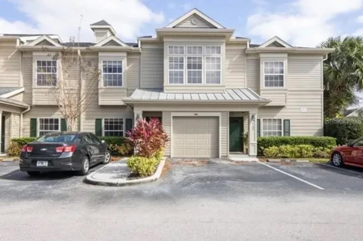 Escape to the sunshine with this fully furnished 3-bedroom, 2.5-bathroom townhome in the gated community of Carolina Landings. Located in desirable University Park, you're just minutes from I-75, University Town Center, and the iconic Siesta Key Beach—plus Downtown Tampa is less than an hour away when you're craving a bit of city energy.
Whether you're spending your days soaking up the Florida rays or exploring all that Sarasota has to offer, this pet-friendly home is the perfect base. Available starting June 3rd, it’s ideal for snowbirds, traveling professionals, or anyone dreaming of a sun-filled summer getaway. Just bring your flip-flops and settle into paradise!