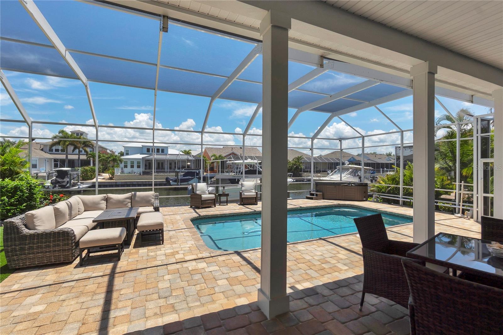 MIRABAY PH 3B-2 - Residential