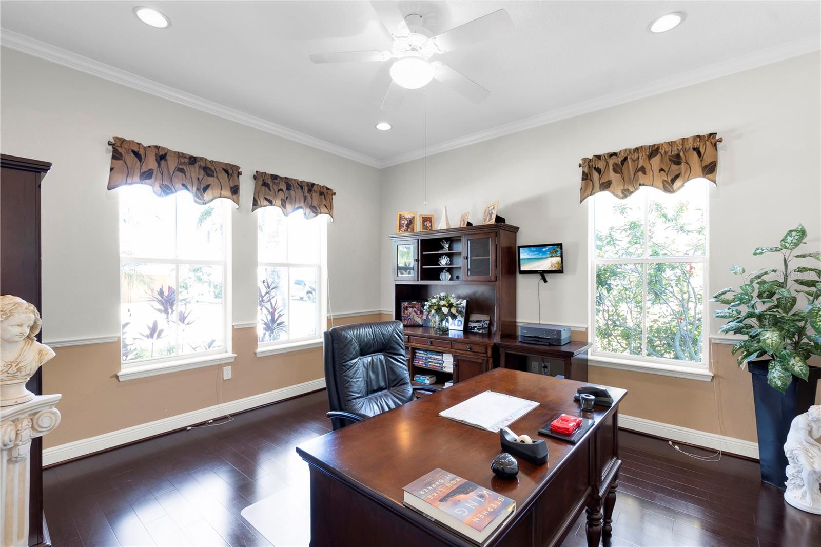 MIRABAY PH 3B-2 - Residential