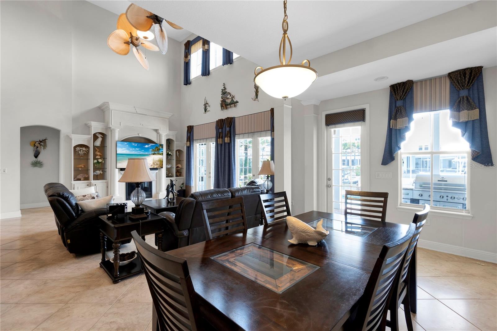 MIRABAY PH 3B-2 - Residential