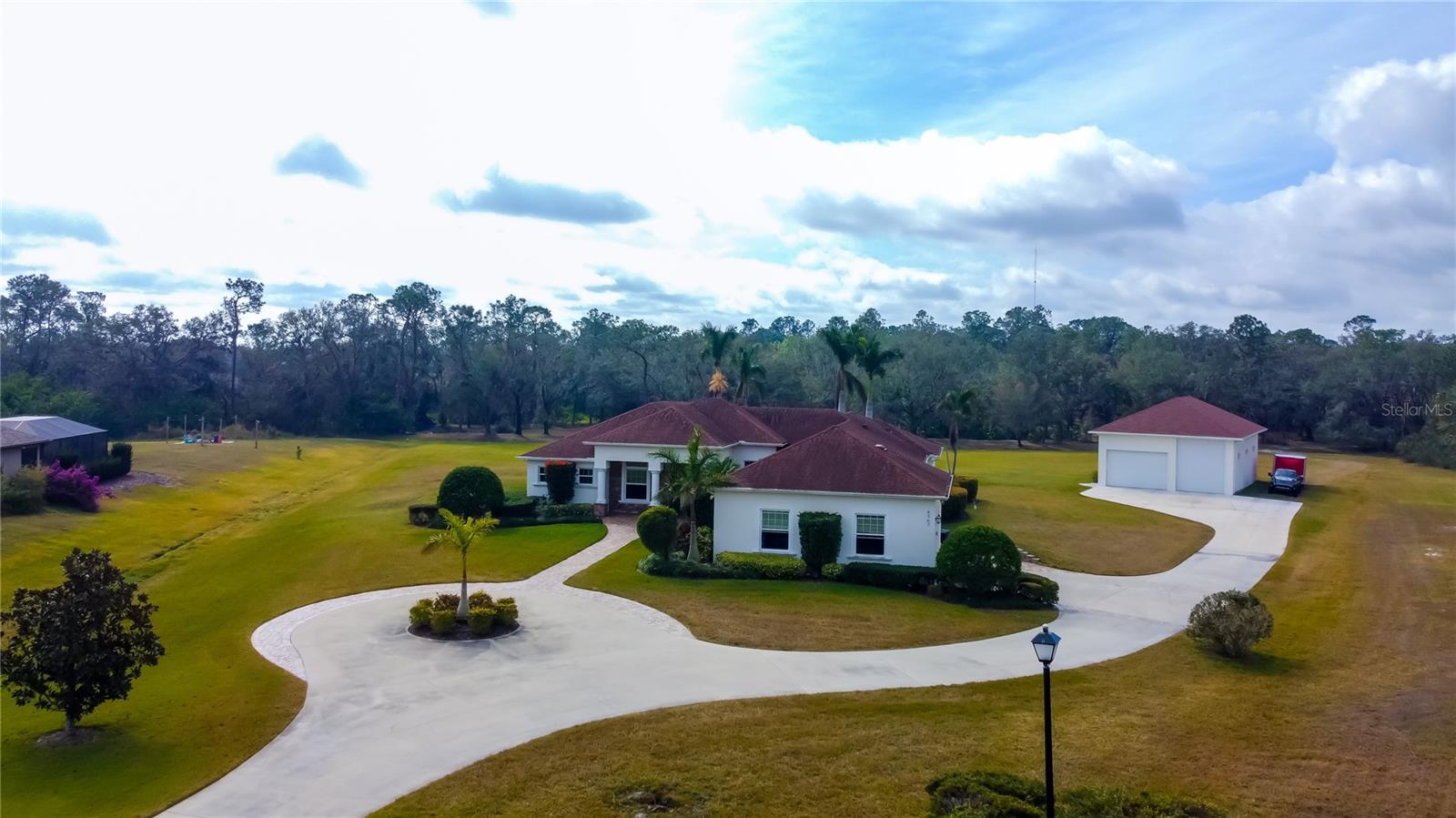 6367 FOXBROOK TRAIL