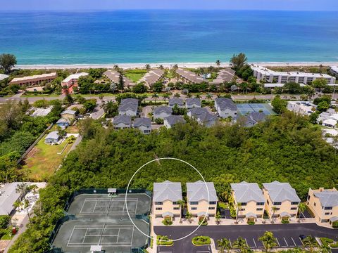 A home in LONGBOAT KEY