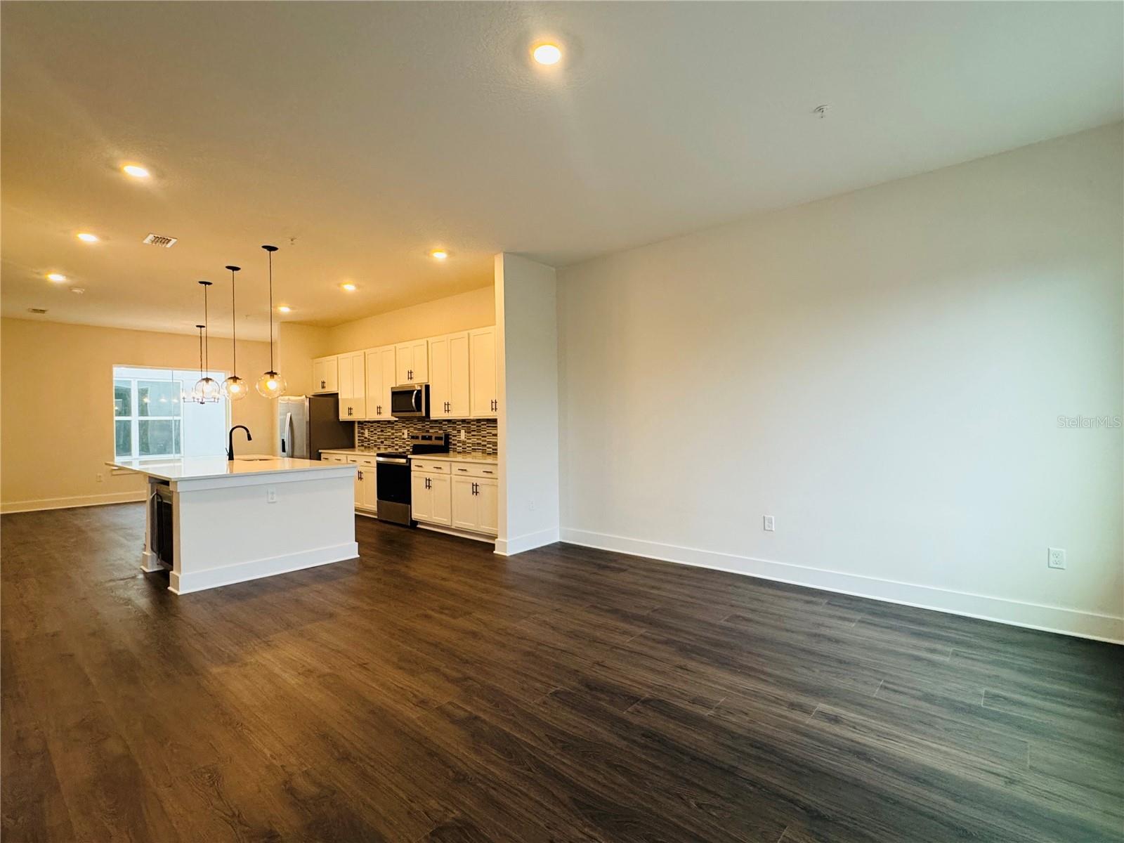 TOWNHOMES AT CITY PLACE - Residential