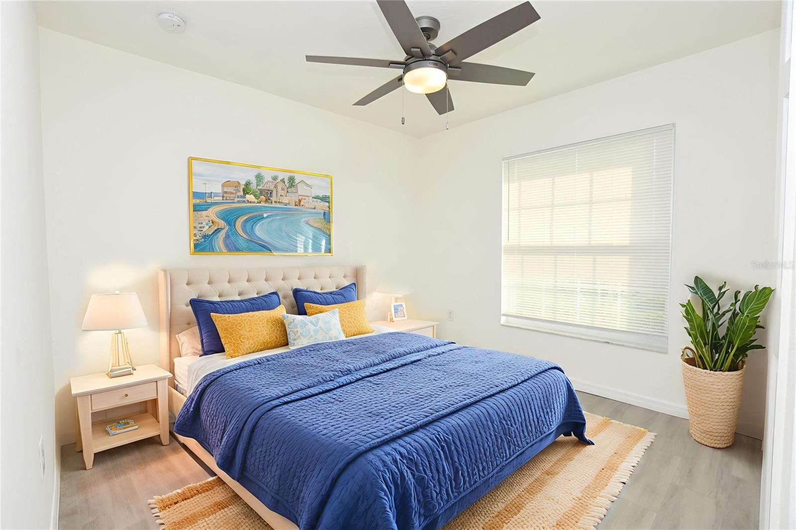 FOX LAKES - Residential Lease