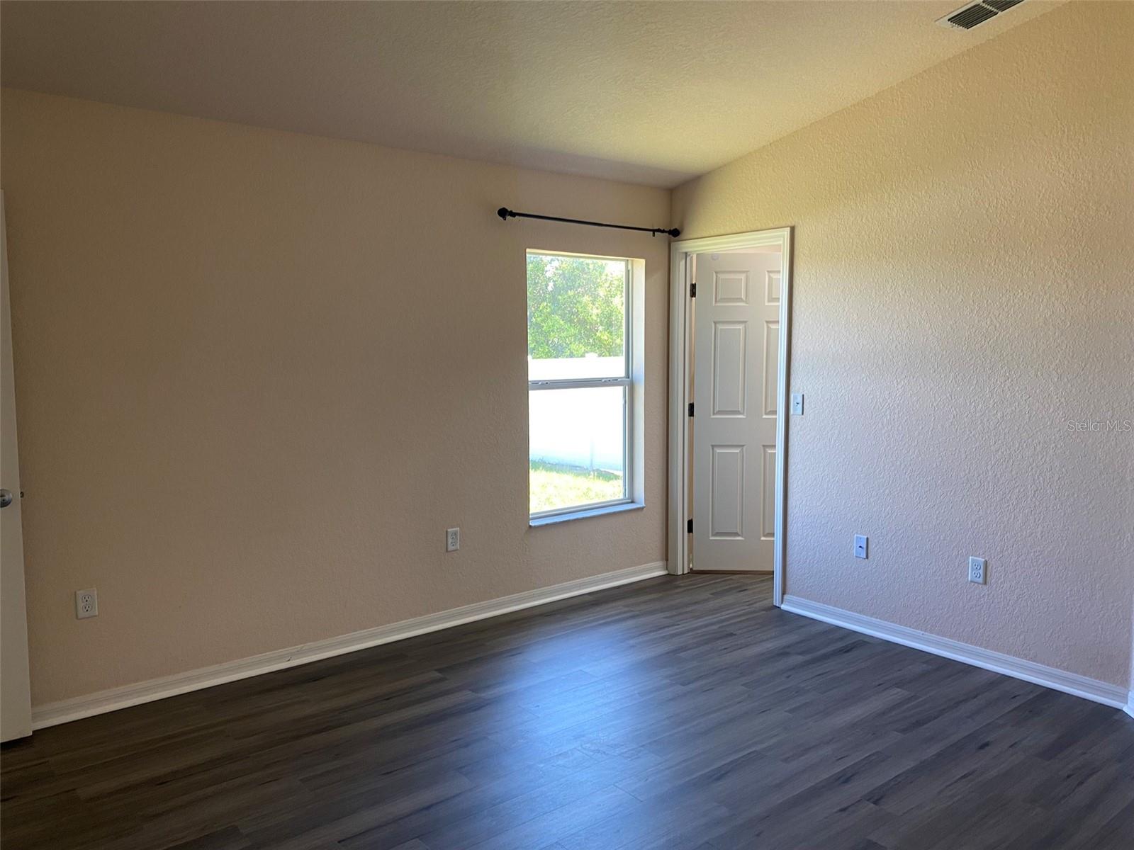 HIGHLAND MEADOWS PH 02 - Residential Lease