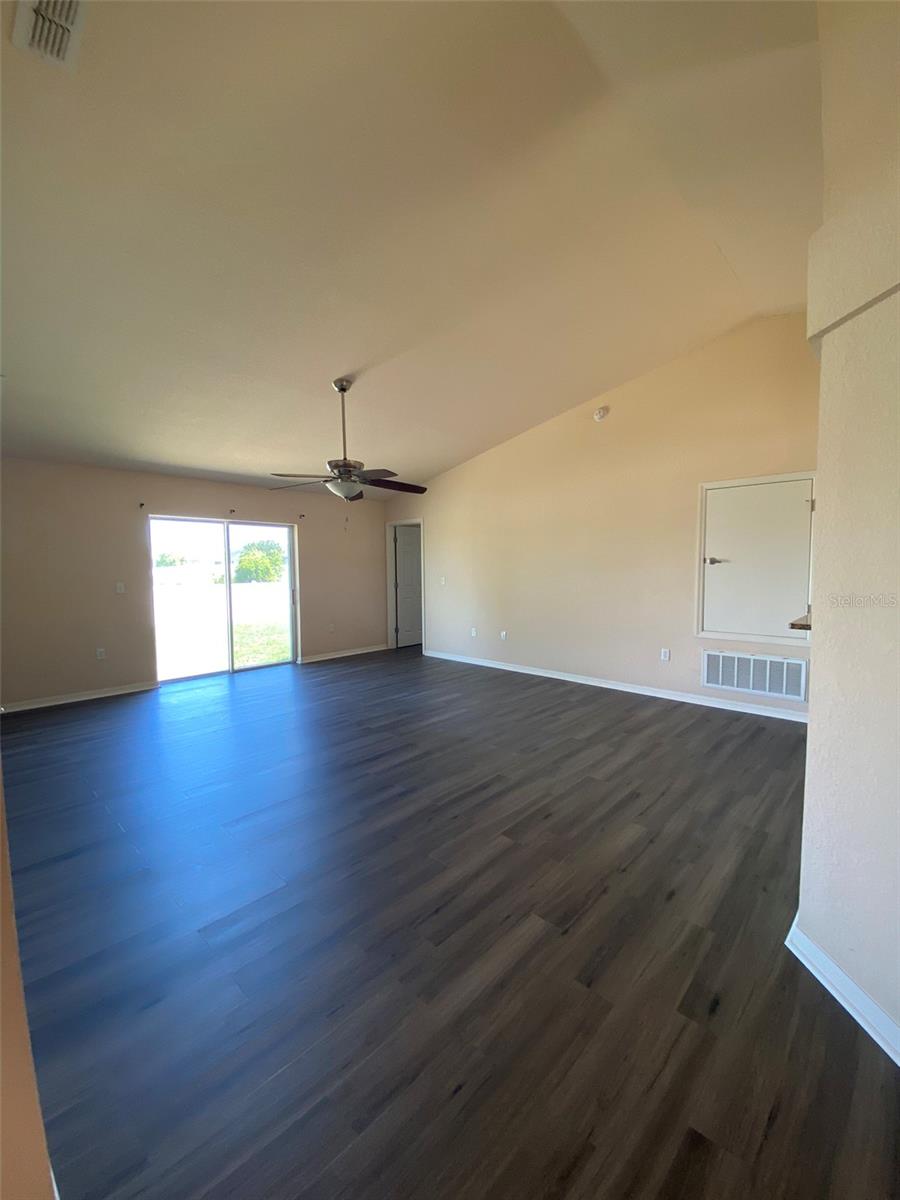 HIGHLAND MEADOWS PH 02 - Residential Lease