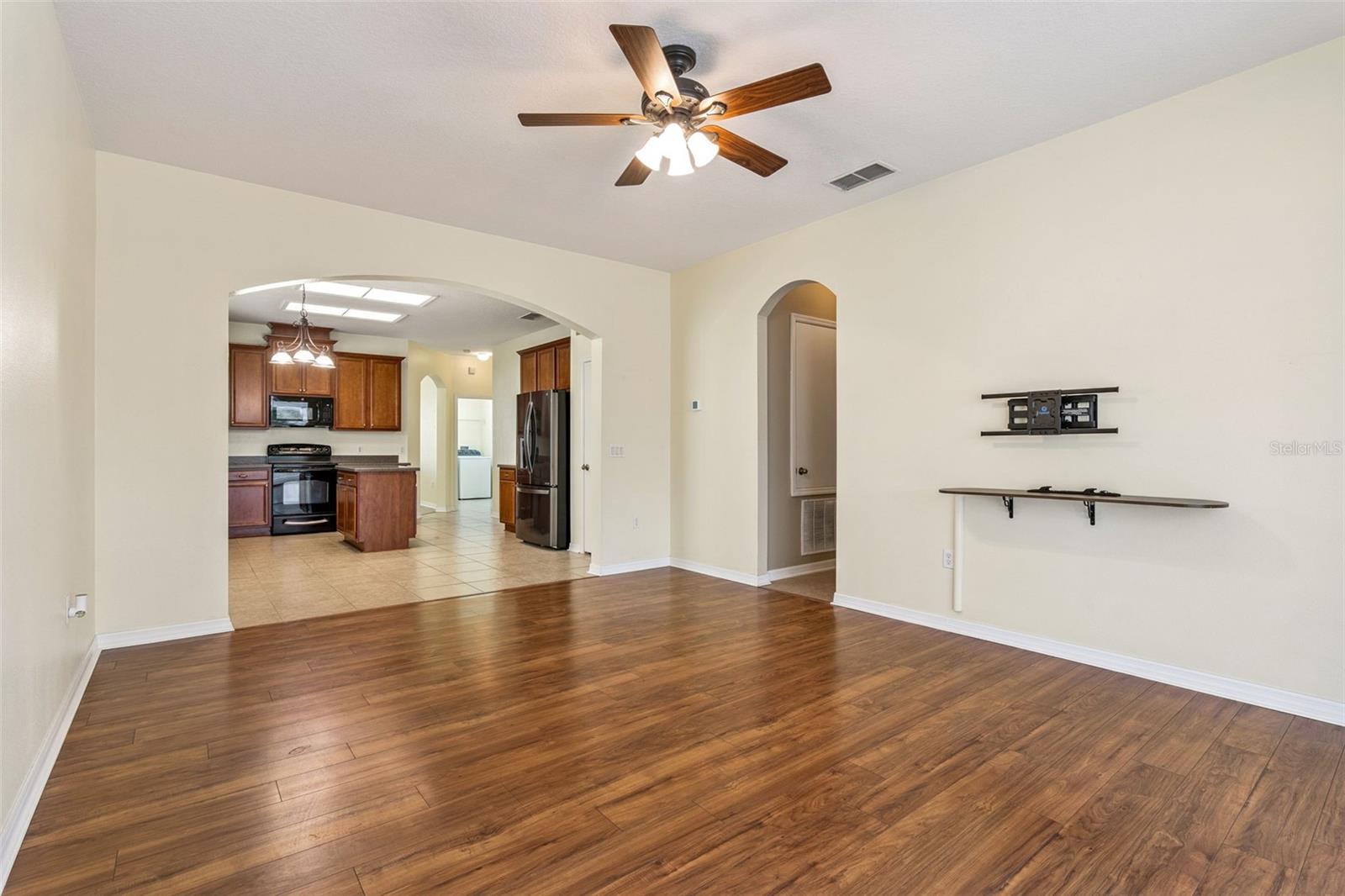 MOSS PARK RDG - Residential