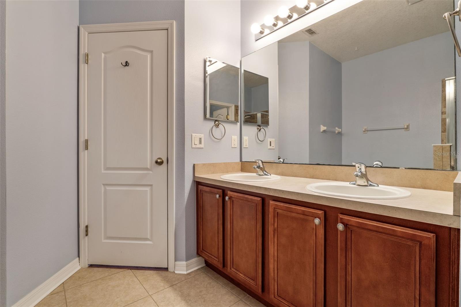 MOSS PARK RDG - Residential