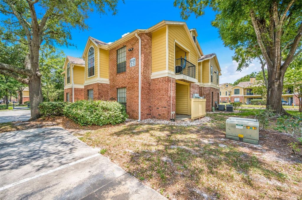 Photo of 8723 Fancy Finch Drive #101, Tampa, FL 33614 (MLS # TB8441173)
