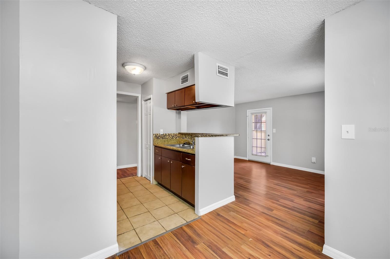 THE GRAND RESERVE CONDO - Residential