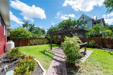 A home in PUNTA GORDA