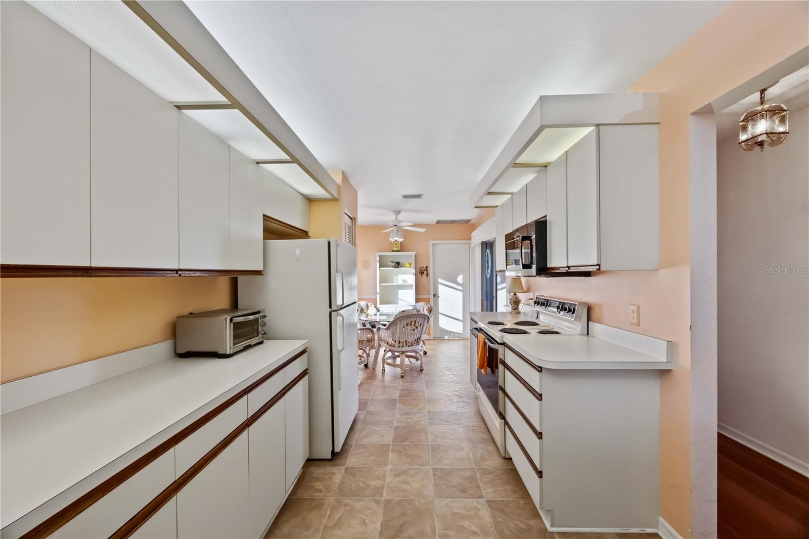 CASA DEL SOL SEC II - Residential