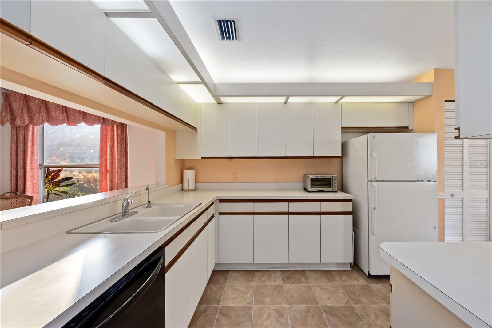 CASA DEL SOL SEC II - Residential