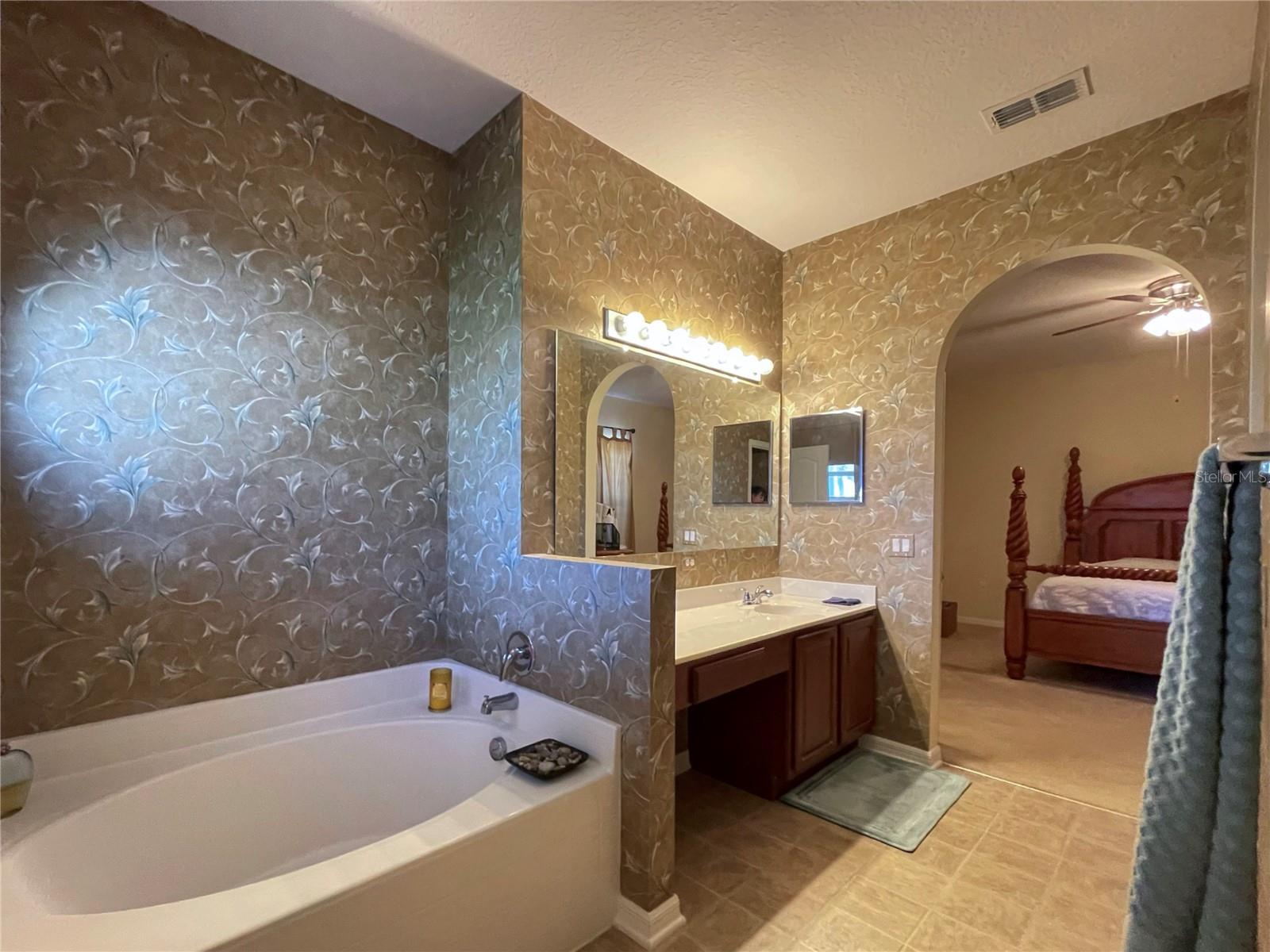 BERKLEY RDG PH 03 - Residential