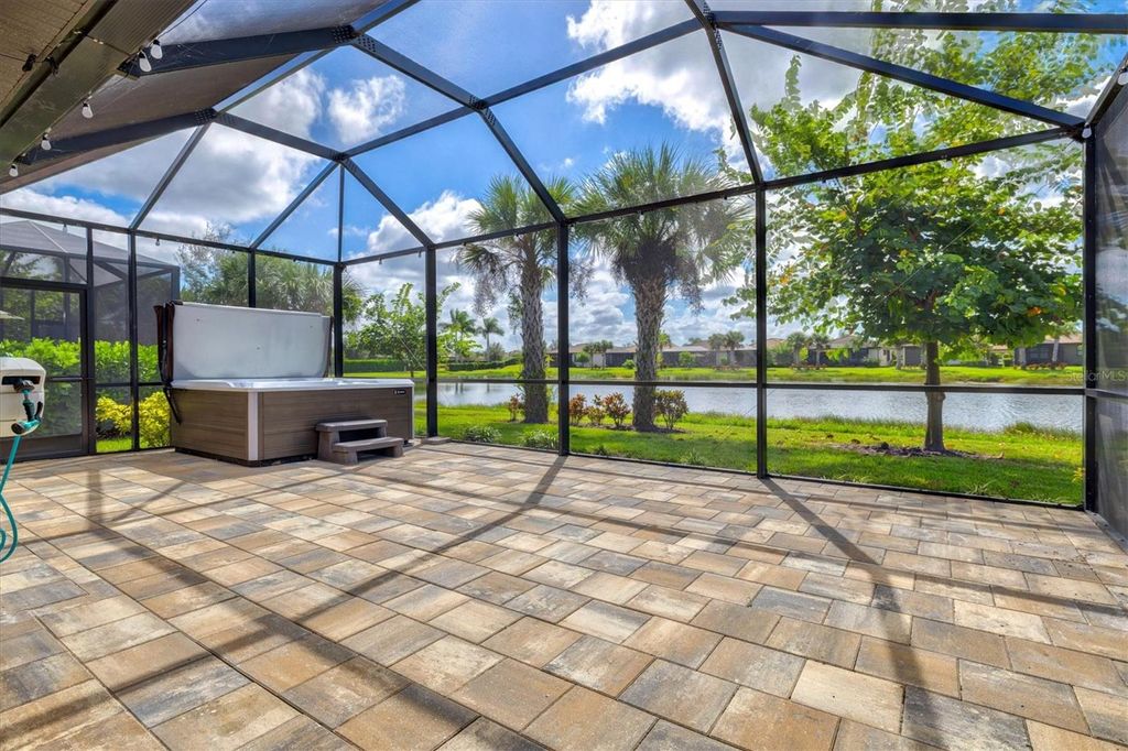 Photo of 13815 Botteri Street, Venice, FL 34293 (MLS # N6140804)