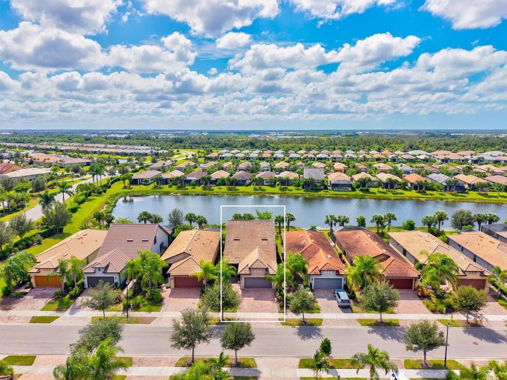 Photo of 13815 Botteri Street, Venice, FL 34293 (MLS # N6140804)