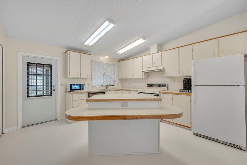 Photo of 750 Polo Park Boulevard, Davenport, FL 33897 (MLS # O6308477)