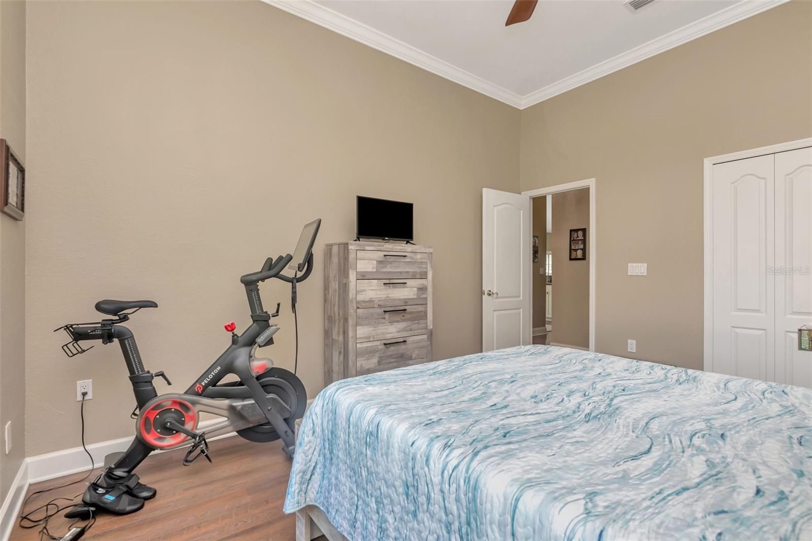 QUEEN ANNE GATE - Residential