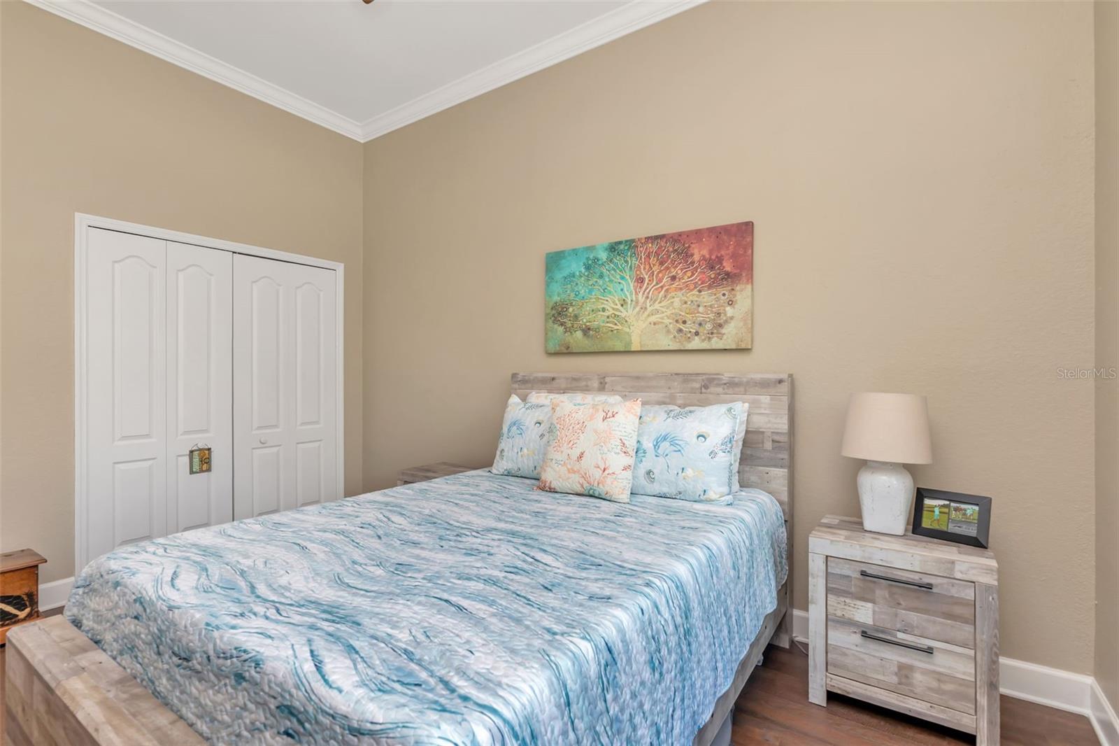 QUEEN ANNE GATE - Residential