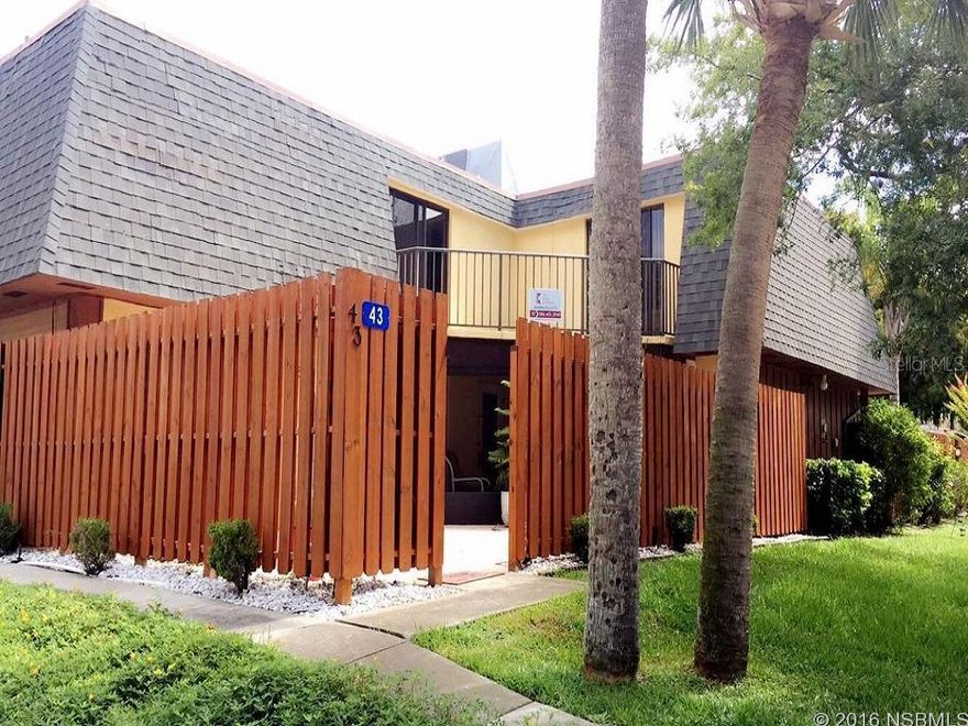 A/c Is only 4 months old. All rooms are tile, Kitchen and appliances 10 years old. Double fireplace. Unfurnished. Roof 10 years old. Seller motivated! ;Water: City