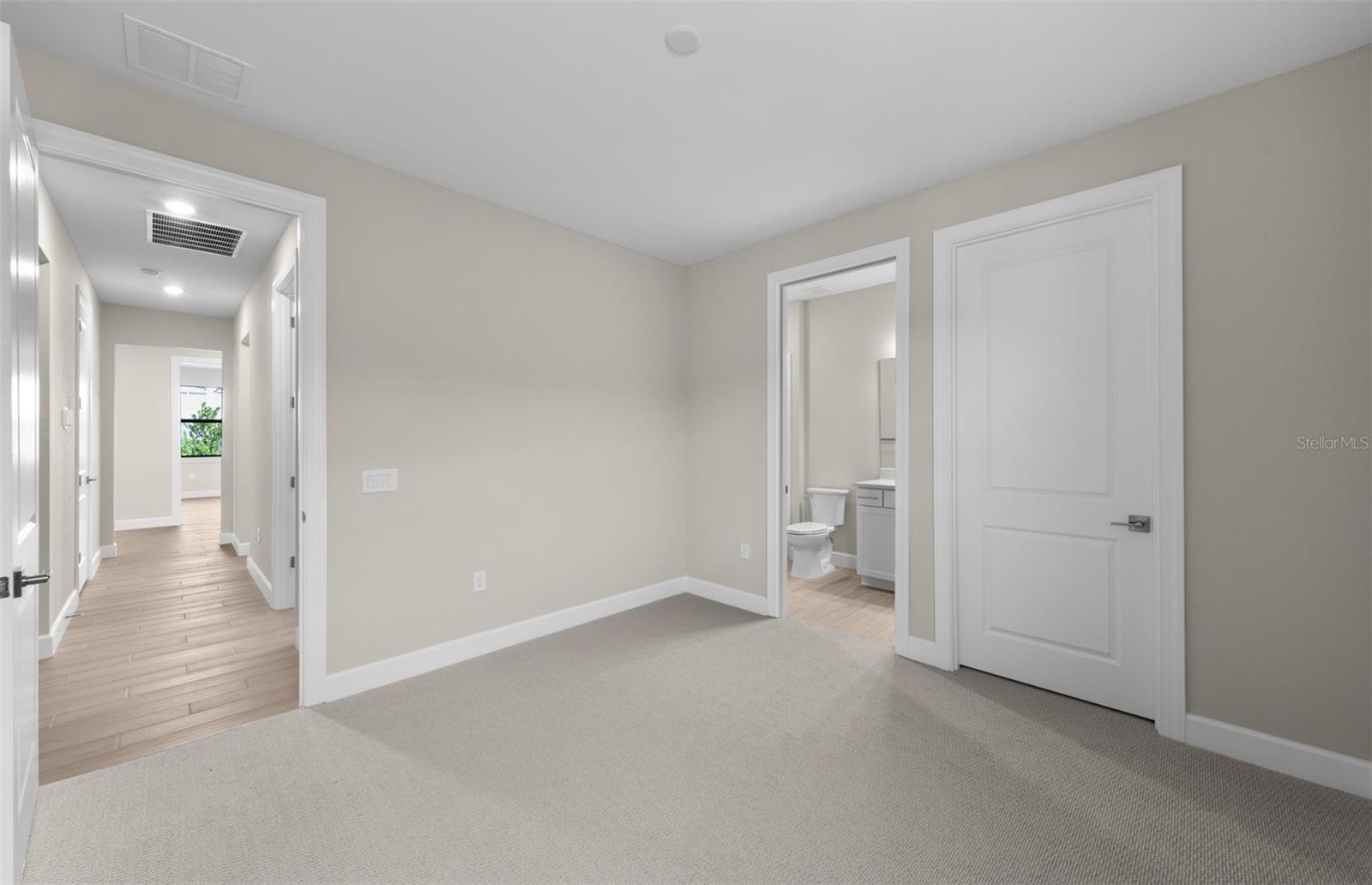 ARBOR OAKS AT THE WOODLANDS - Residential
