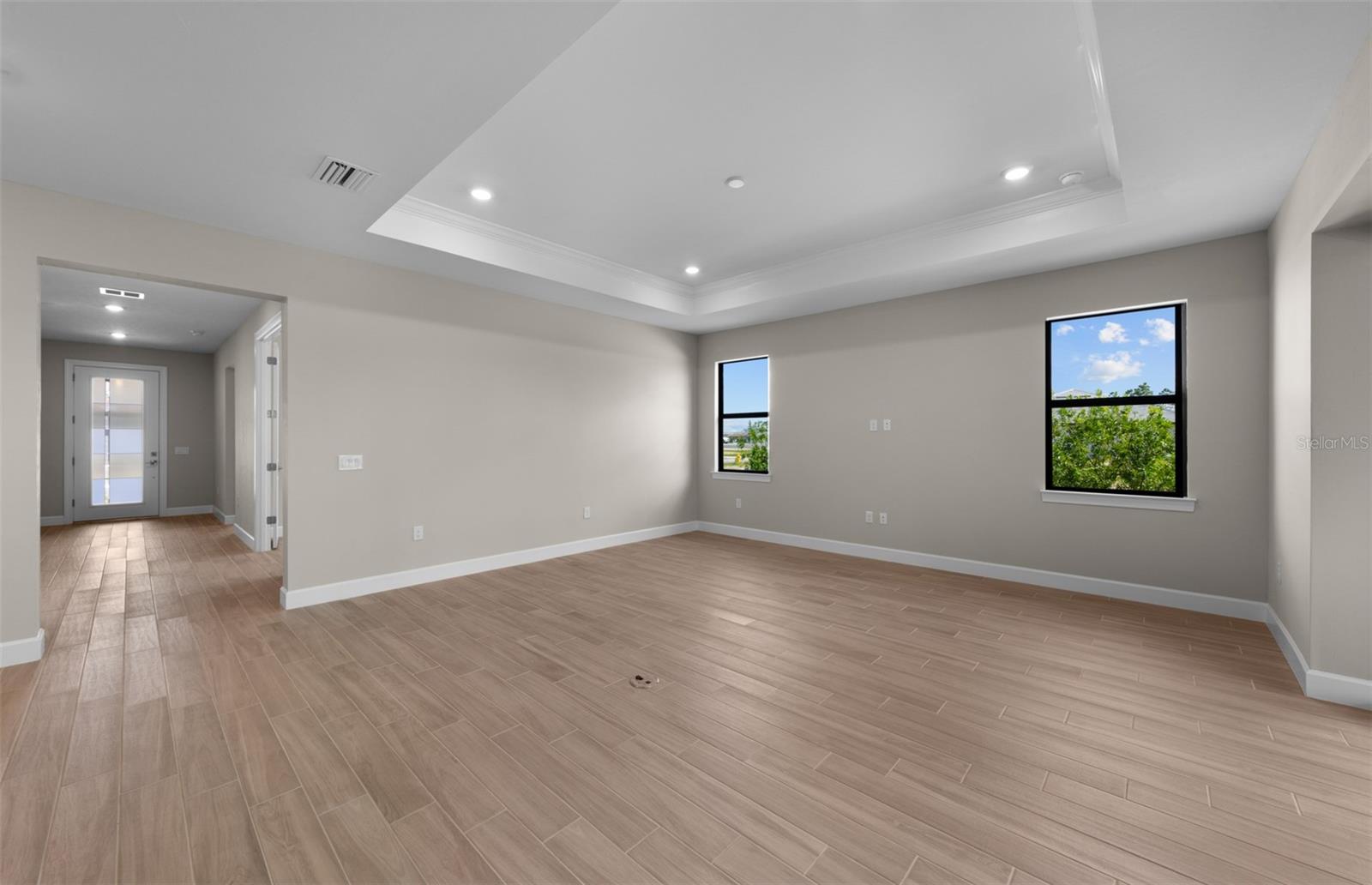 ARBOR OAKS AT THE WOODLANDS - Residential