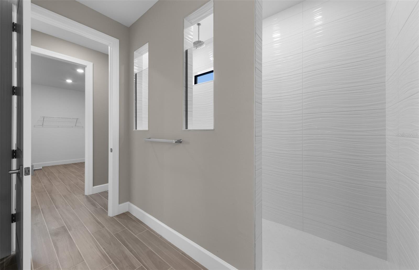 ARBOR OAKS AT THE WOODLANDS - Residential