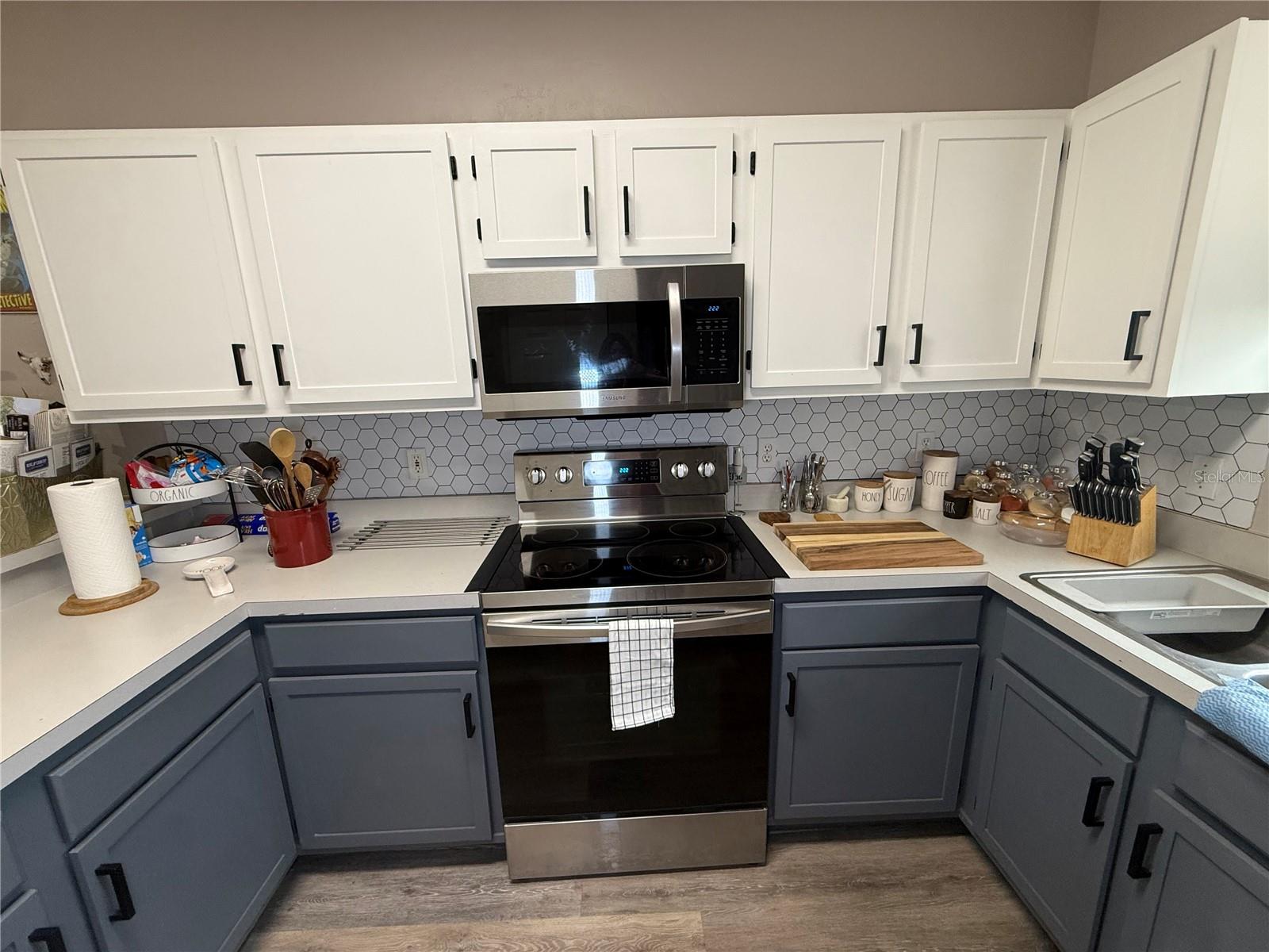 4415 SW 34 TH ST 606