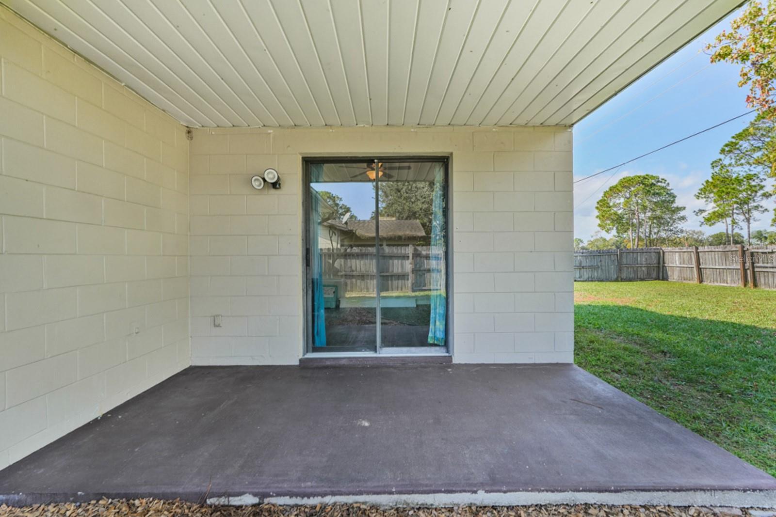 HIDDEN LAKE - Residential