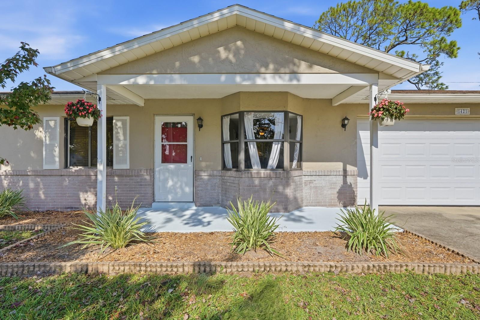 HIDDEN LAKE - Residential