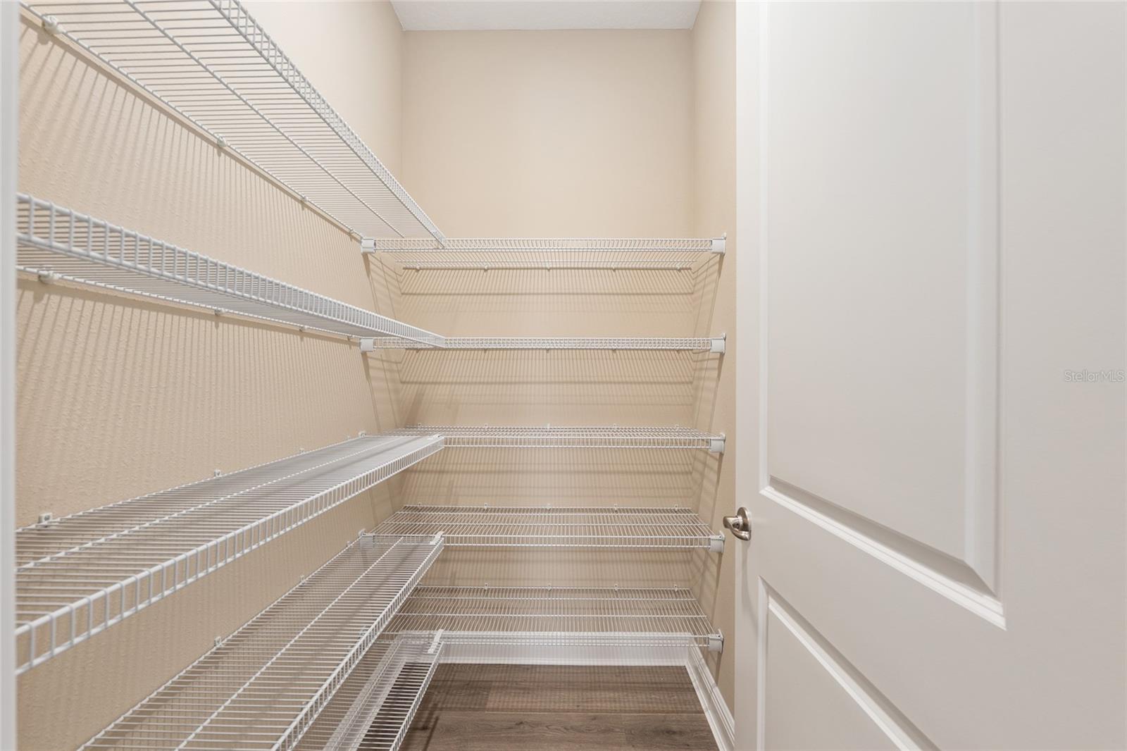 ON TOP OF THE WORLD - Residential