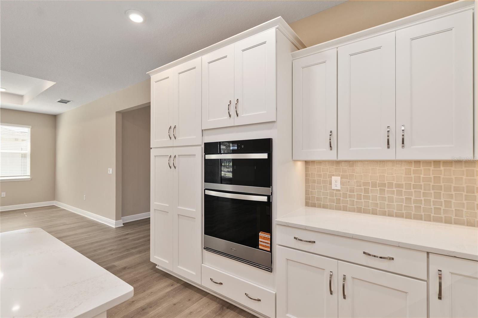 ON TOP OF THE WORLD - Residential