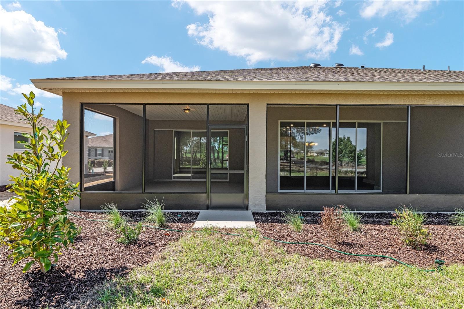 ON TOP OF THE WORLD - Residential